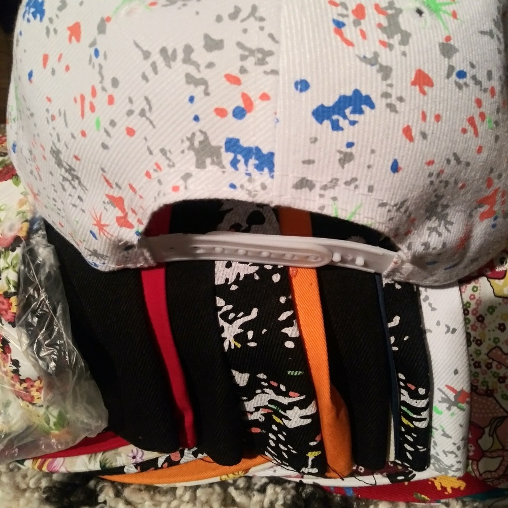 Snapback caps - Picture 2 of 4